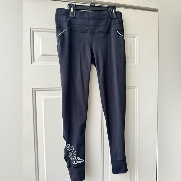 Athleta Women's Size S Black Reflective Floral Print Ruched Mesh Leggings - Picture 4 of 9